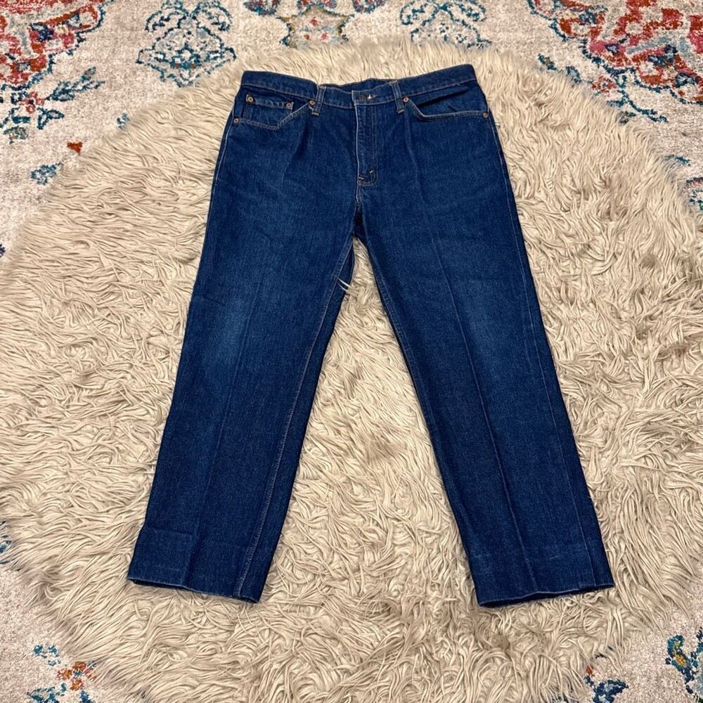 Vintage Levi’s size 36x31 (hemmed)